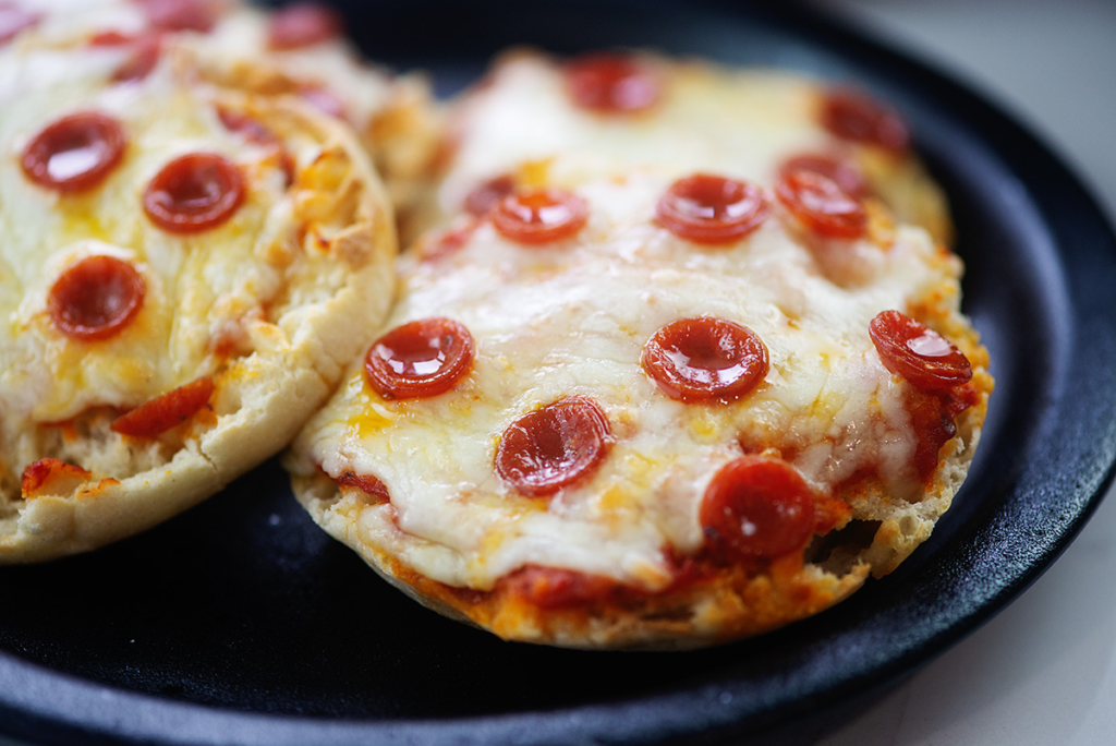 English Muffin Pizza Air Fryer